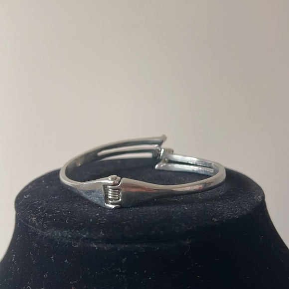 Hinge bracelet - Picture 5 of 6